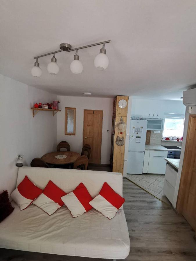 Kameleon Apartmanhaz Балатонсемеш